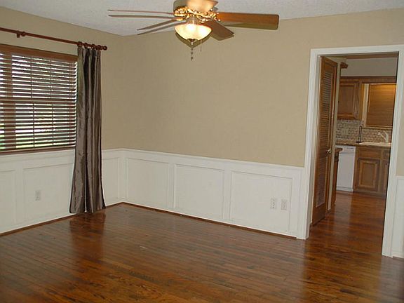3rd image of 21702 Country Park Ct