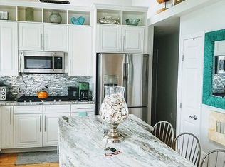 75 Old Colony Rd, Old Lyme, CT 06371