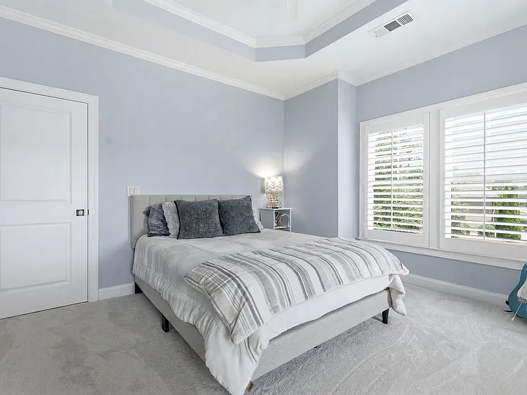 5451 Autumn Flame Dr NE — Photo 41