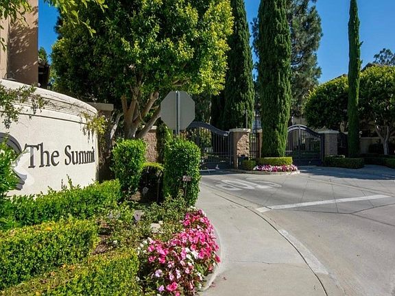 Prestigious gated Summit community