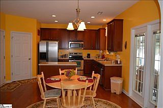 5th image of 108 Baldric Dr