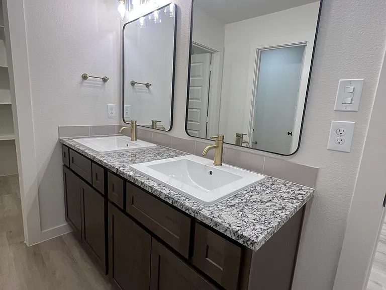 13815 Gary Ave — Photo 21