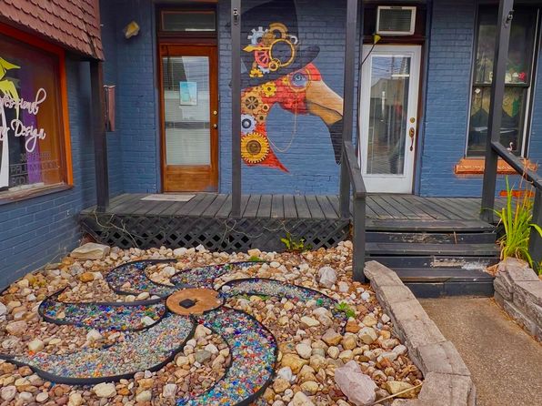 huntington-west-virginia-439312447 picture