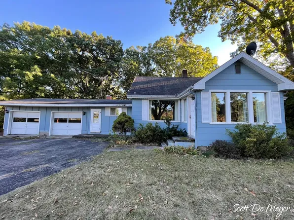 8195 W Monroe Rd, Elwell, MI 48832
