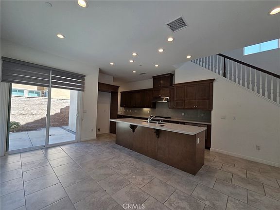 5th image of 20640 Chestnut Cir
