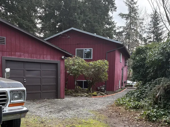 1742 SE 142nd Pl, Portland, OR 97233