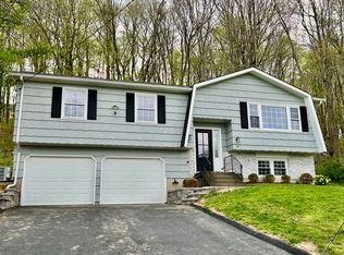 42 Hillandale Rd, Danbury, CT 06811