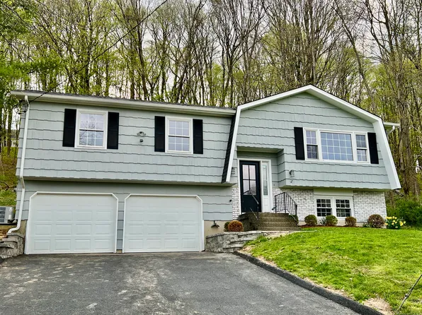 42 Hillandale Road, Danbury, CT 06811