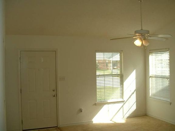 3rd image of 14553 Indian Trails Cir