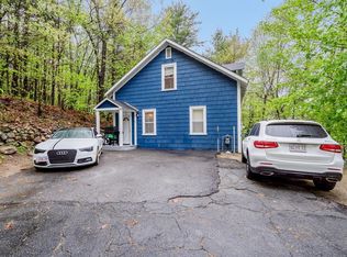 10 Rindge Rd, Fitchburg, MA 01420