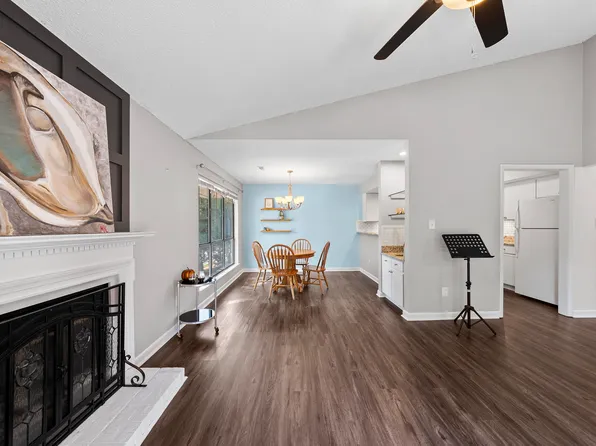 331 S West St, Cary, NC 27511
