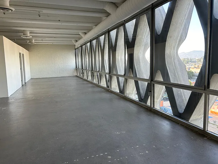 2404 Wilshire Blvd #7E — Photo 6