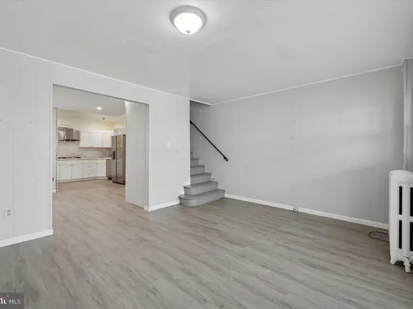 892 Brill St, Philadelphia, PA 19124