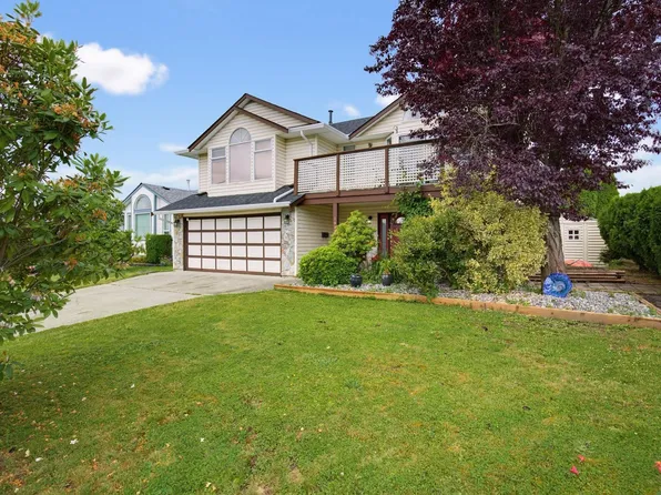 18862 Charnley Ct, Pitt Meadows, BC V3Y 2K7