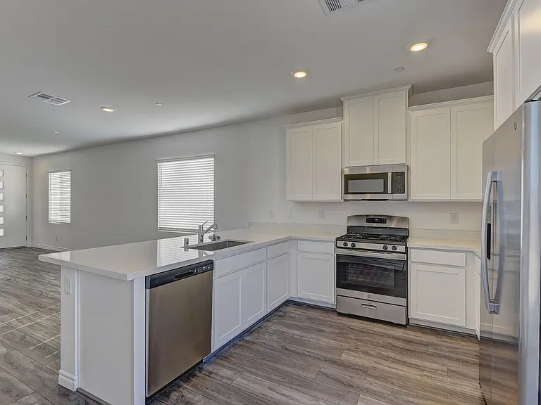 222 Palisade Falls Ave — Photo 16