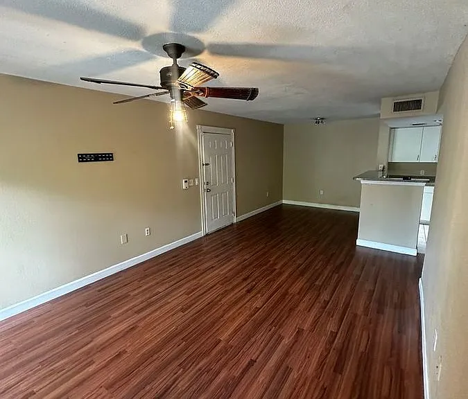5035 Wiles Rd #203 — Photo 28