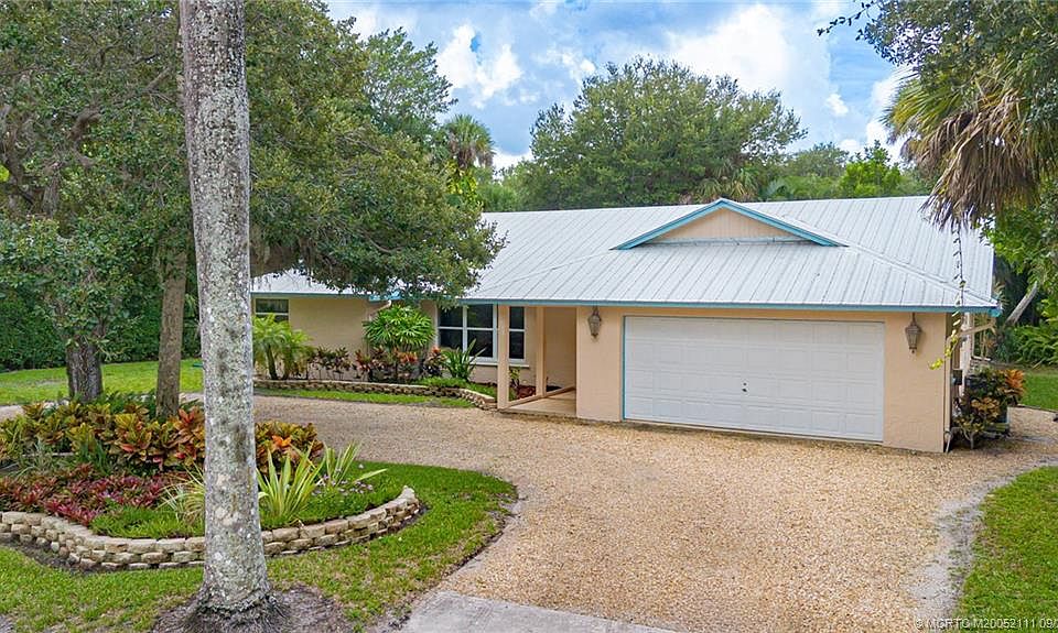 1st image of 3418 SE Jamaica Ln