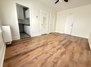 CA-40 Alamitos Avenue, Long Beach, CA 90802
