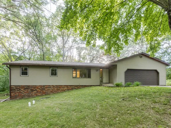 1210 S 50th Avenue, Eau Claire, WI 54703