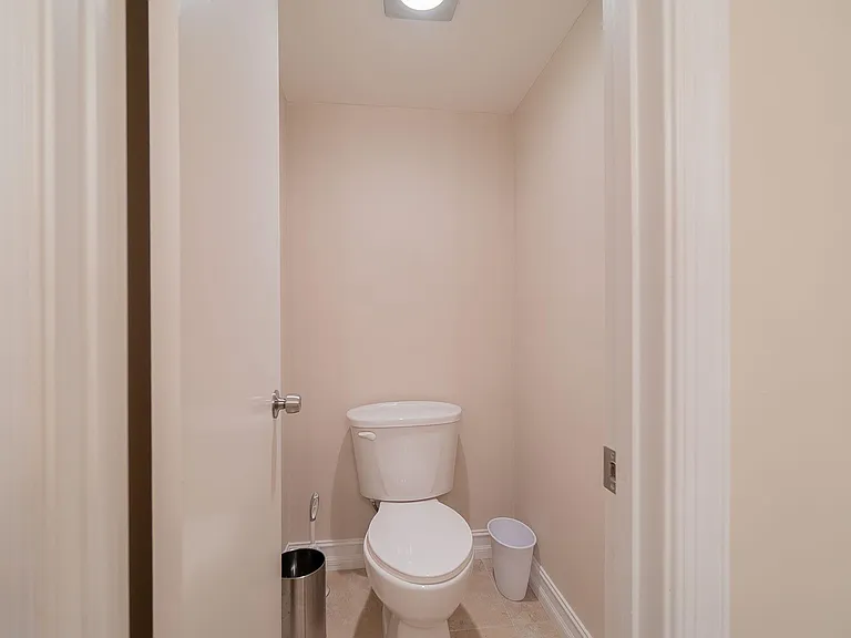 11355 Pond View Dr #D203 — Photo 24