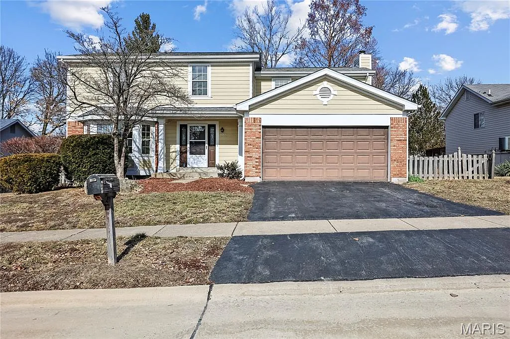 4227 River Oaks Dr photo 1