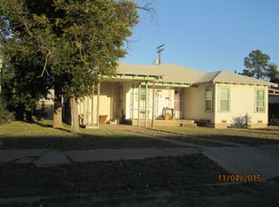 917 Bellaire St, Kermit, TX 79745