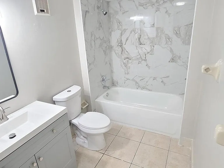 2118 Oak Meadow Cir — Photo 21