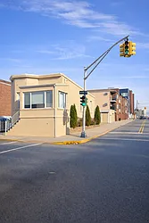 6000 Washington Street