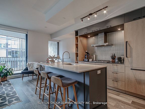 5th image of 41 Dovercourt Rd #602