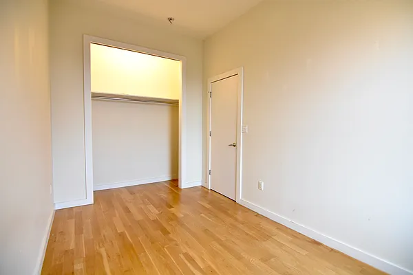 Rented by Bohemia Realty Group | media 18