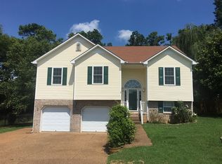 2940 Augusta Trace Dr, Spring Hill, TN 37174