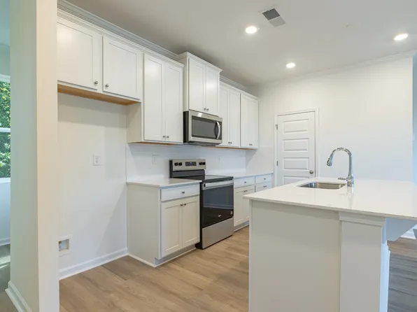 1302 Lakota Pl SE, Atlanta, GA 30315