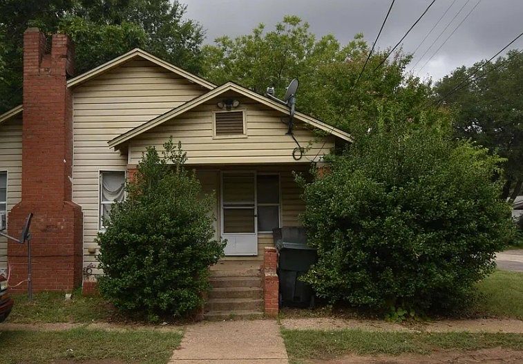 1st image of 2924 Carter Blvd W