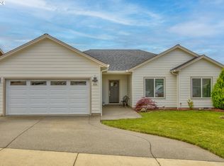 856 Sand Pines Ave, Sutherlin, OR