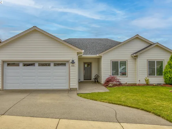 856 Sand Pines Ave, Sutherlin, OR 97479