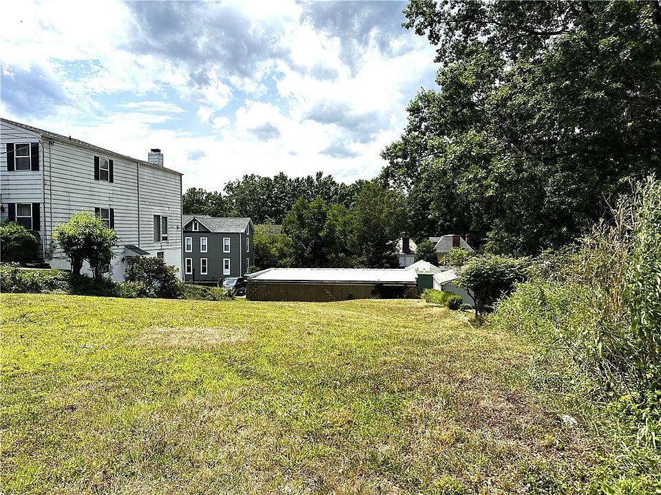 1st image of 413 6th St