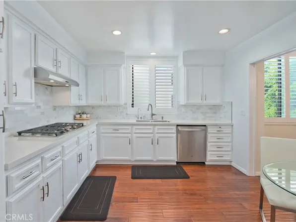 14521 Benefit St Unit 207, Sherman Oaks, CA 91403