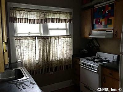 5th image of 509-11 Durston Ave
