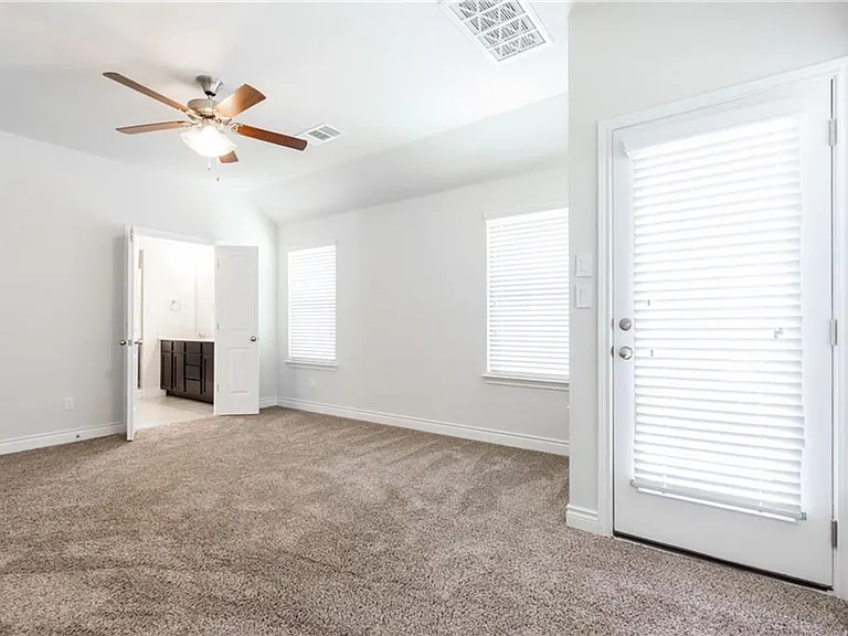 2104 Pindos Pony Way — Photo 12