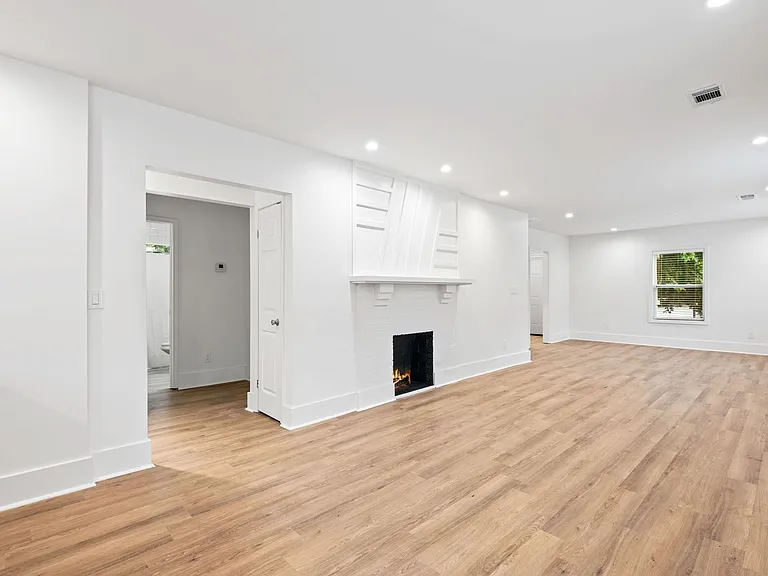 636 Francis Pl NW #A — Photo 5