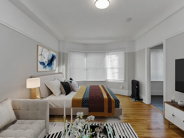 345 Fulton — Photo 2