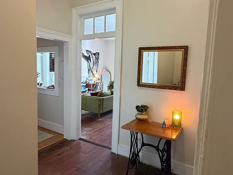335 King St #A — Photo 9