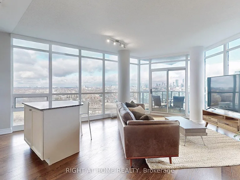 231 Fort York Blvd #2309 — Photo 1