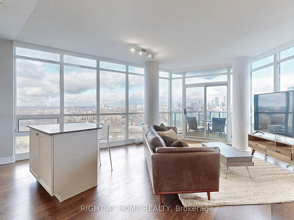 1st image of 231 Fort York Blvd #2309