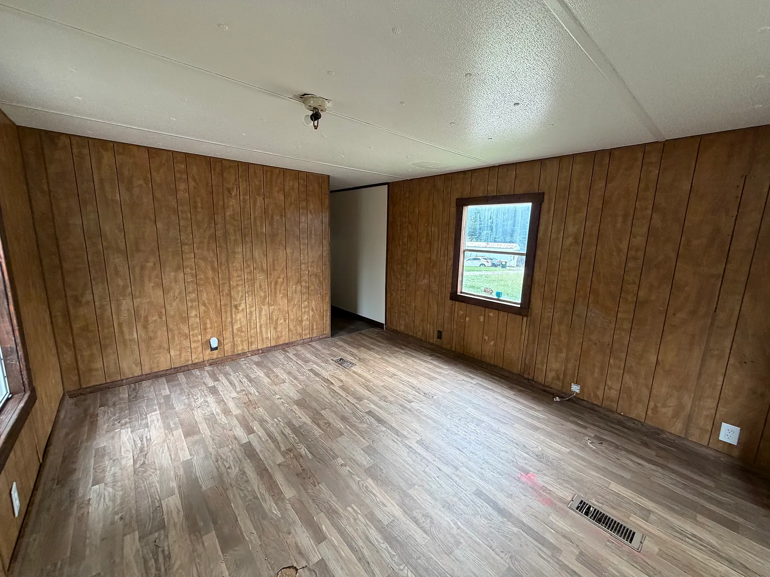 2 bed, 800 sqft, $750 — Photo 2