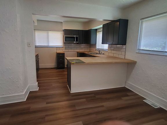 3rd image of 4647 Glen Martin Dr