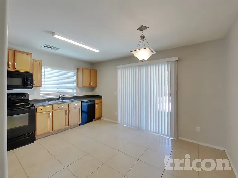 3194 W Tanner Ranch Rd — Photo 4