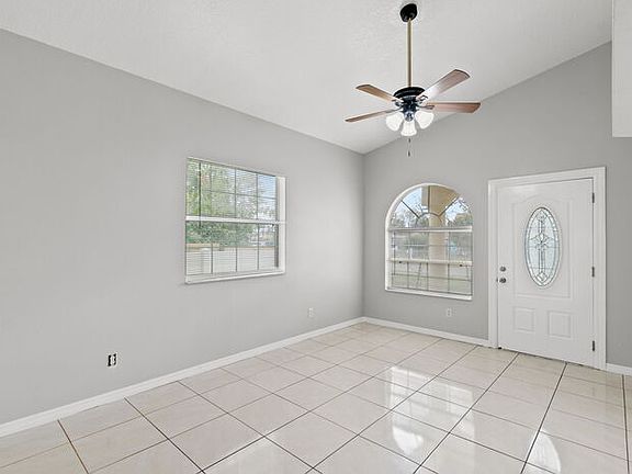 4th image of 3467 51st Ave N