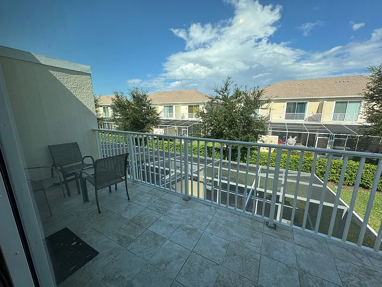 1641 Retreat Cir — Photo 25