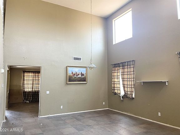 4th image of 4008 S 104th Ln